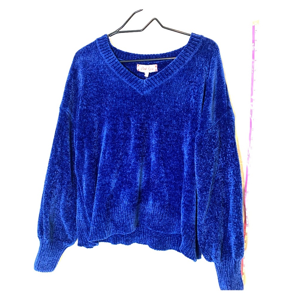 Pink Rose | Women’s XL | Blue Sweater